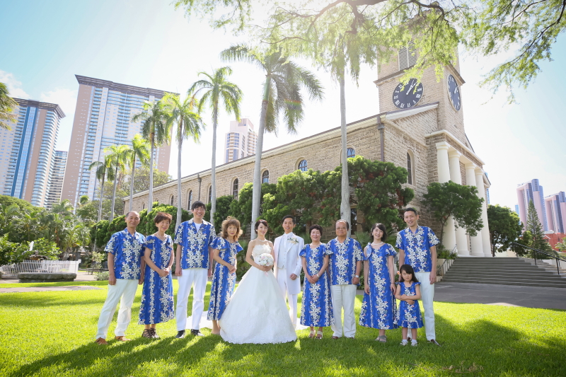 ハワイで家族・親族だけで格安結婚式・挙式を行う