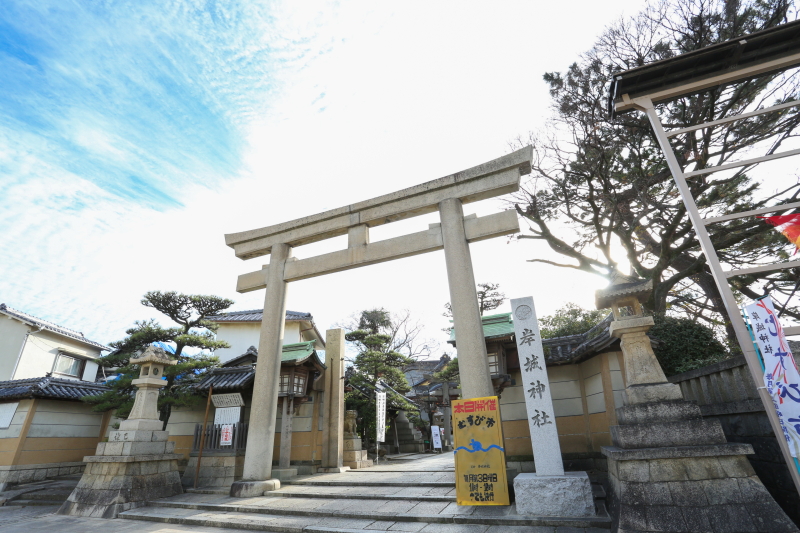岸城神社 大阪での挙式 結婚式のことなら 神社婚 ハワイで結婚式 挙式ならワンエイトプランニング